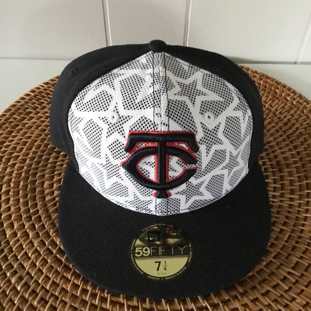 Minnesota Twins Hat Fourth Of July Cap Stars 7-1/4 New Era MLB Navy Blue